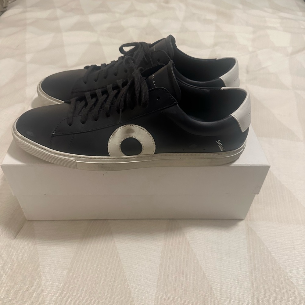 Oliver Cabell White and Blue Sneakers with Textured Fabric and White Sole